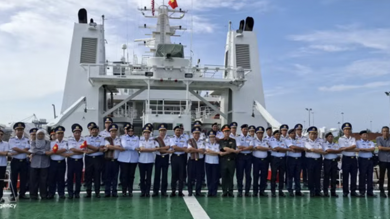 Vietnam Coast Guard's visit strengthens maritime ties with Malaysia